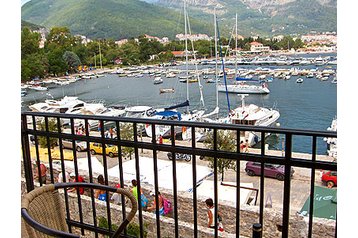 Zasebna nastanitev Budva 3
